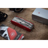 Нож VICTORINOX SWISS CHAMP 1.6795